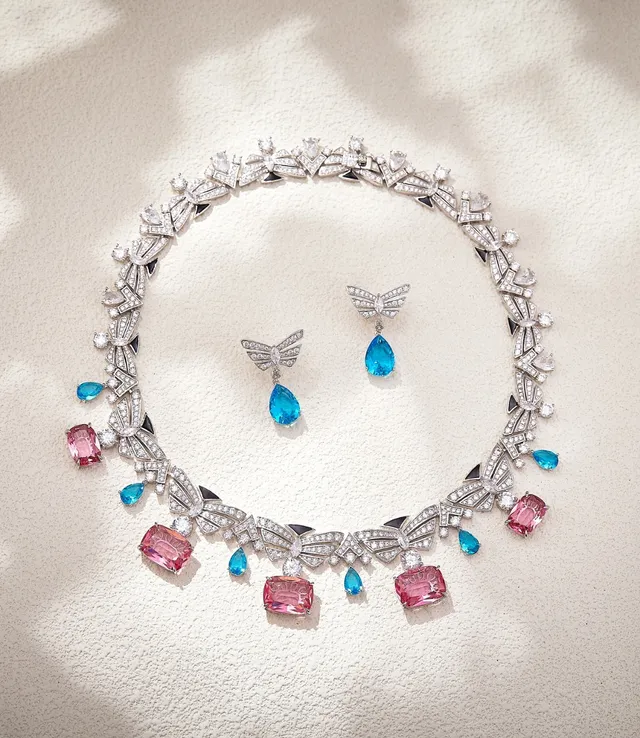 Multicolor Geometric Fan Motif Pavé Diamond Necklace 5