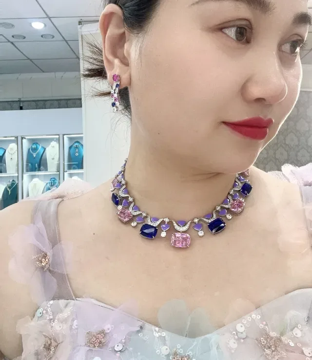 Multicolor Gold High-Jewelry Asymmetrical Motif Necklace 4