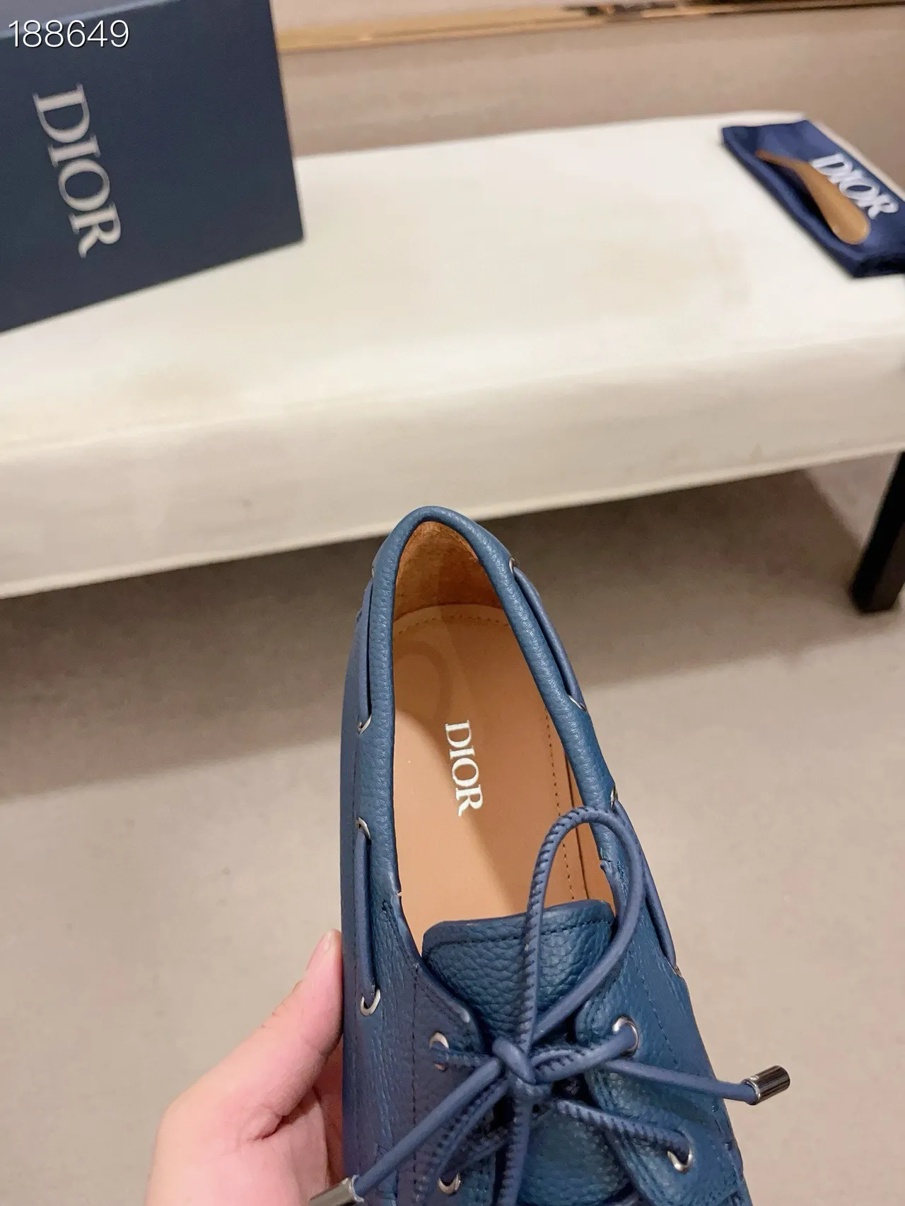 Navy Peppled Leather Moc-Toe Boat Shoes 8