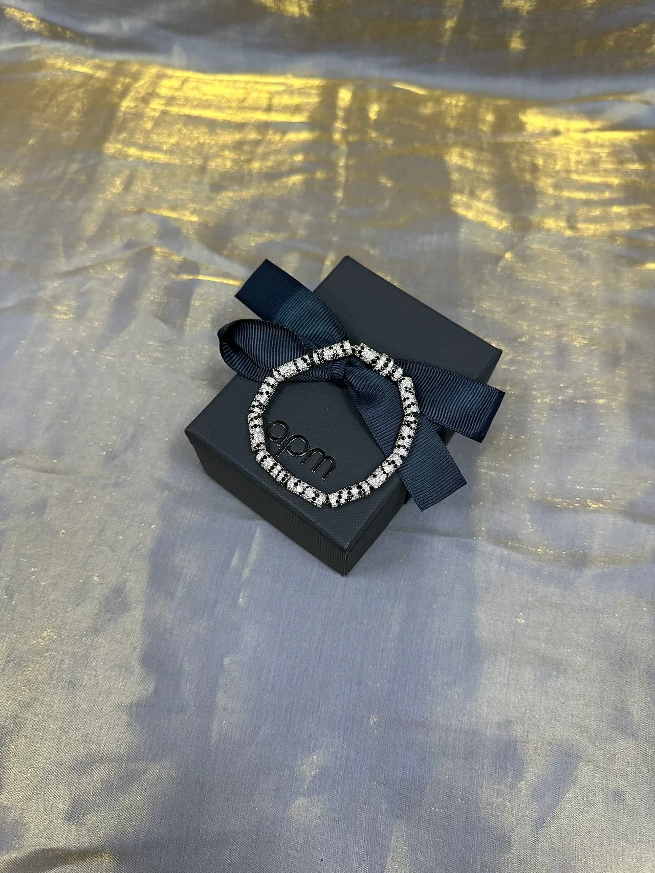 Navy Silver Pavé-Set Stone Band Contrasting Black-and-White Pattern Bracelet 7