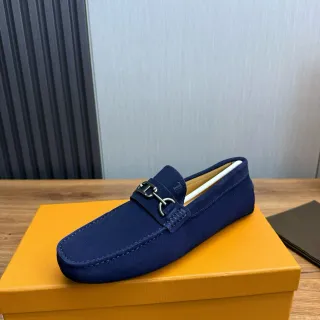 Moc-Toe Slip-On Loafer en daim navy avec boucle horsebit