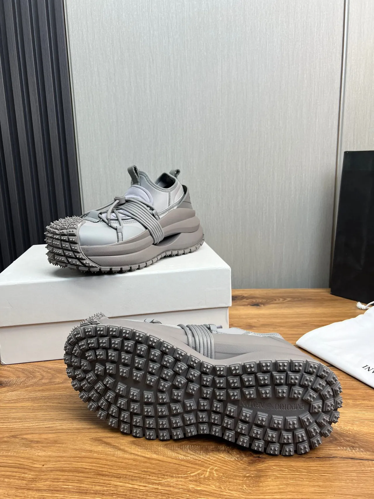Off-White Cream and Black Open-Toe Cage Chunky Sneaker 18