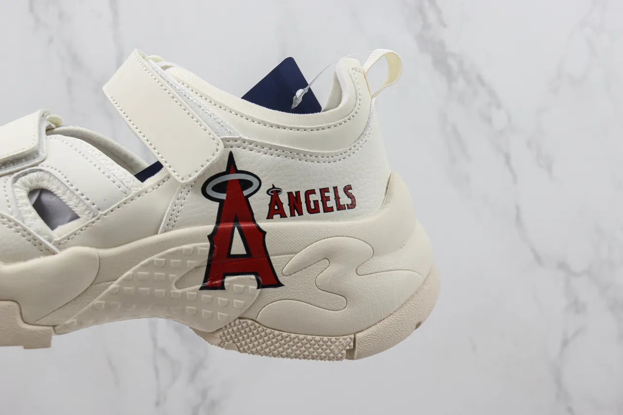 Off-White Cream Los Angeles Angels Logo Sandales chunky de plateforme casual 7
