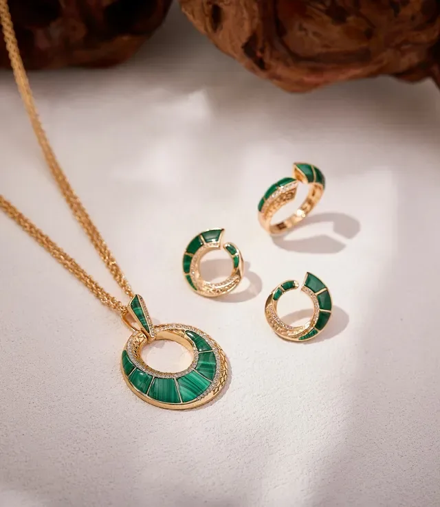 Open-Shank Malachite and Pavé Stone Ring 5