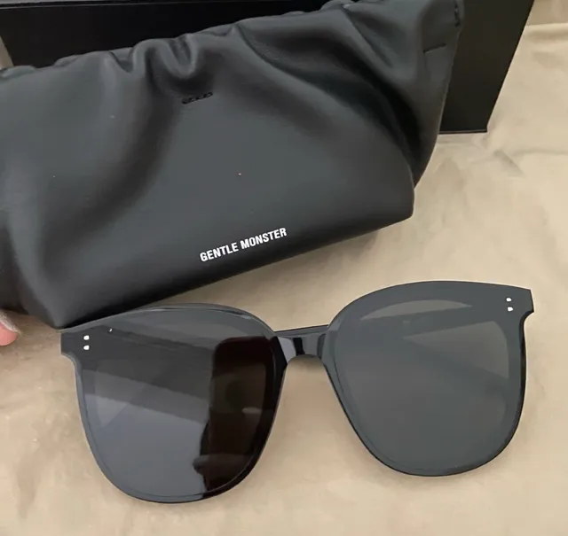 Oversized Cat-Eye Black Frame Gradient Lens Sunglasses 2