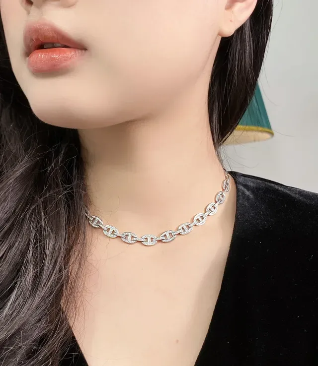 Pavé-Set H-Motif Link Chain Necklace 2