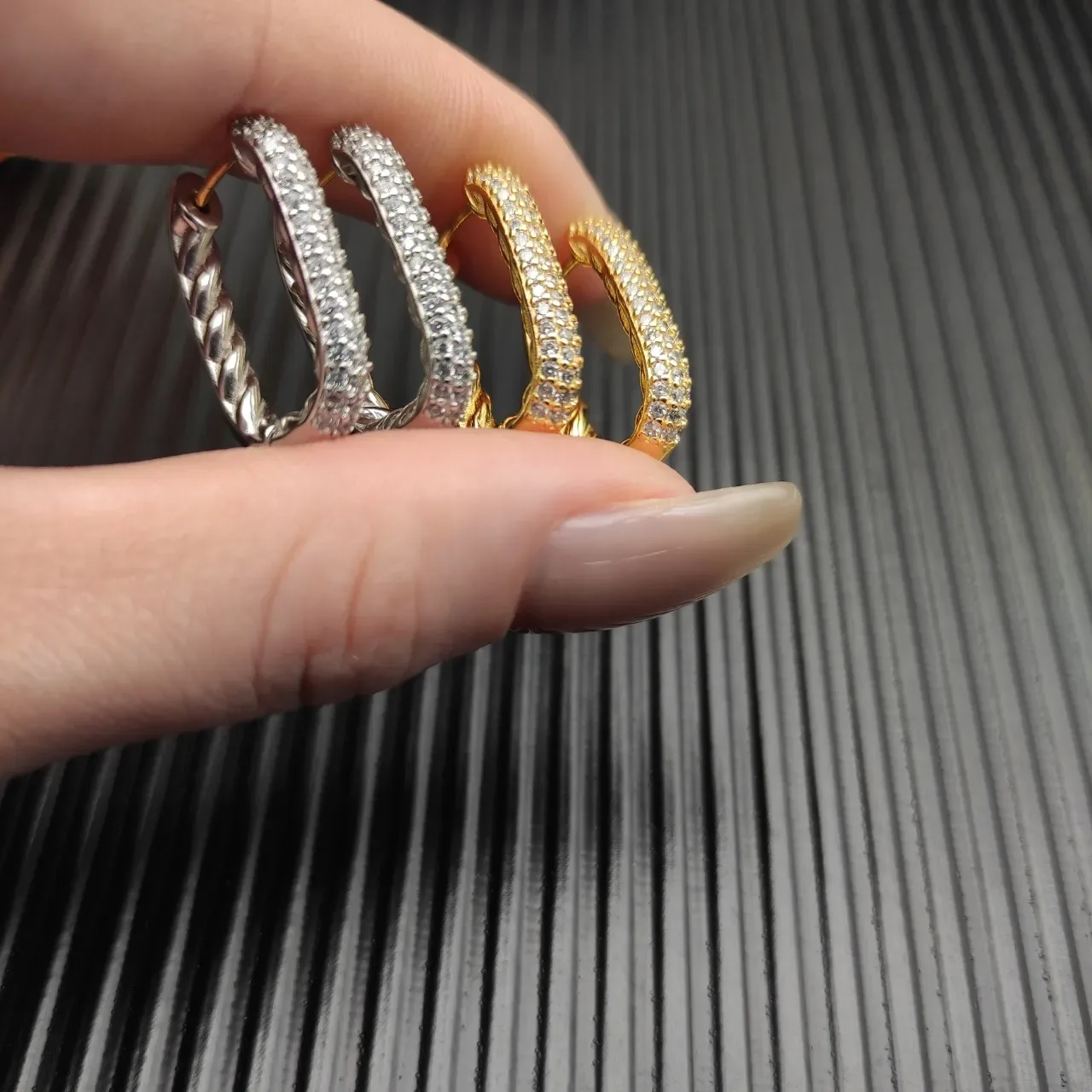 Pavé-Set Twisted Wire Hinged Hoop Earrings 3