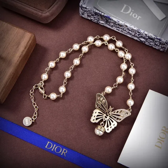 Pearl-Beaded Gold-Tone Butterfly Pendant Necklace 2