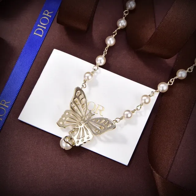 Pearl-Beaded Gold-Tone Butterfly Pendant Necklace 3