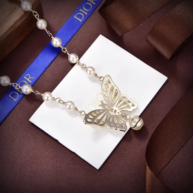 Pearl-Beaded Gold-Tone Butterfly Pendant Necklace 7