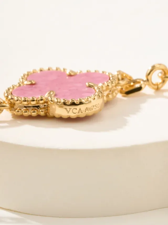 Pink Gold Chain Clover-Shaped Charms Bracelet 2