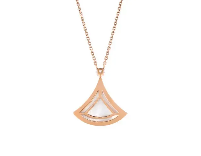 Pink Gold Fan-Shaped Pendant Pavé Gemstone Border Necklace 5
