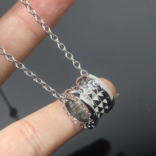 Polished Silver Cylindrical Faceted Pendant Necklace 4