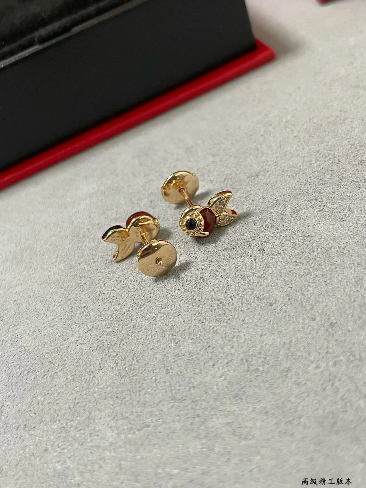Qeelin Fish-Shaped Enamel and Diamond Stud Earrings 5