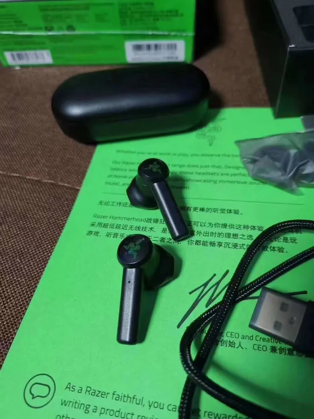 Razer Casque supra-auriculaire avec micro boom détachable et châssis vibrant vert noir 10