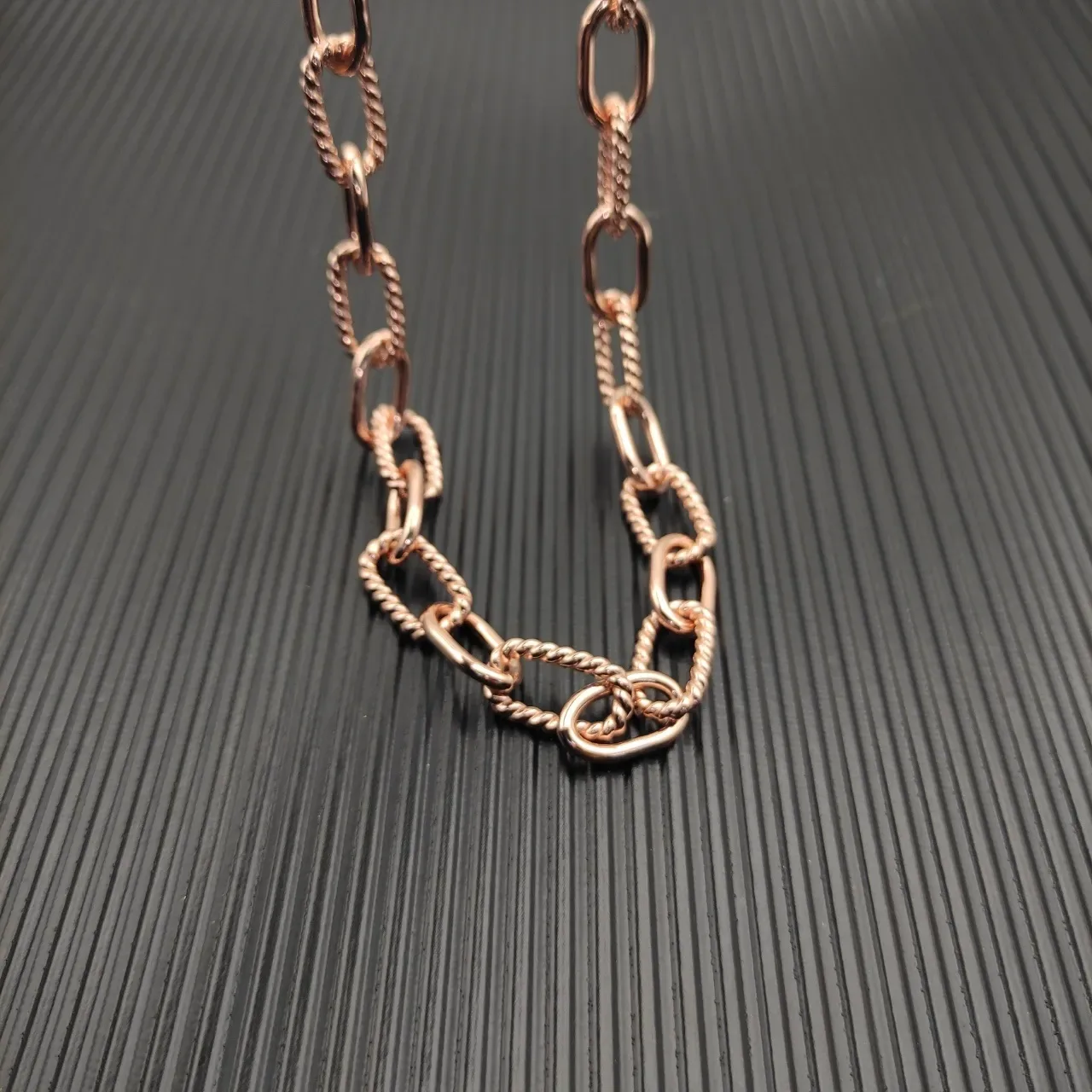 Rose Gold Twisted Rope and Oval Link Chain Necklace 5