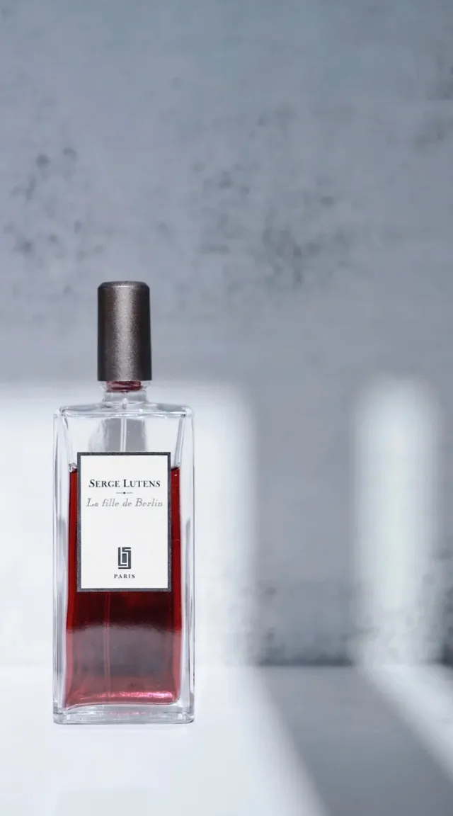 Serge Lutens La Fille de Berlin Red Liquid Perfume 3