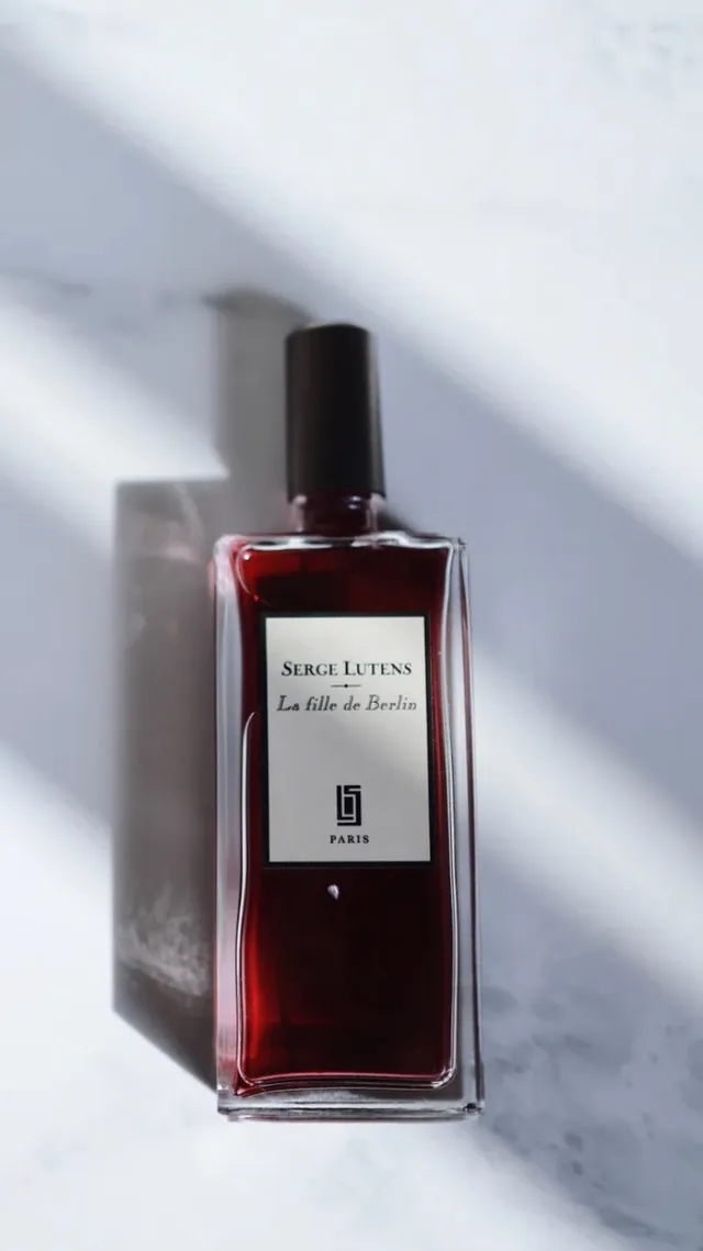 Serge Lutens La Fille de Berlin Red Liquid Perfume 4