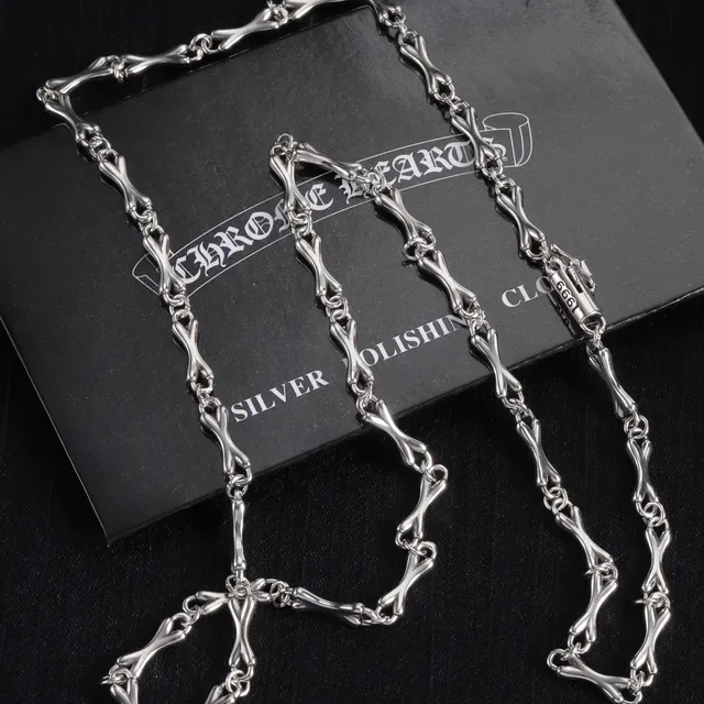 Silver Bone-Link Chain Necklace 3