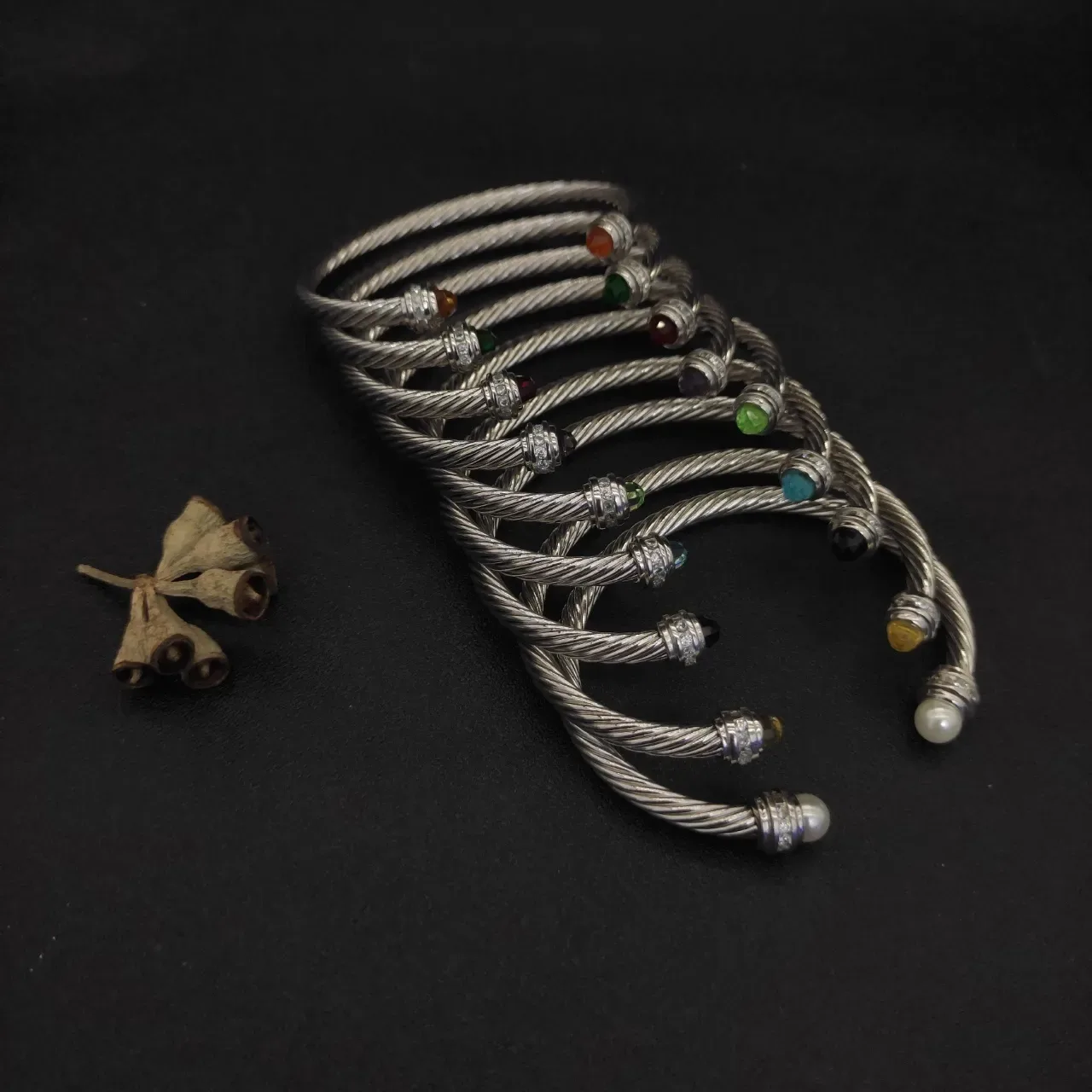 Silver Green Twisted Cable Faceted Gemstone Ends Bracelet 9