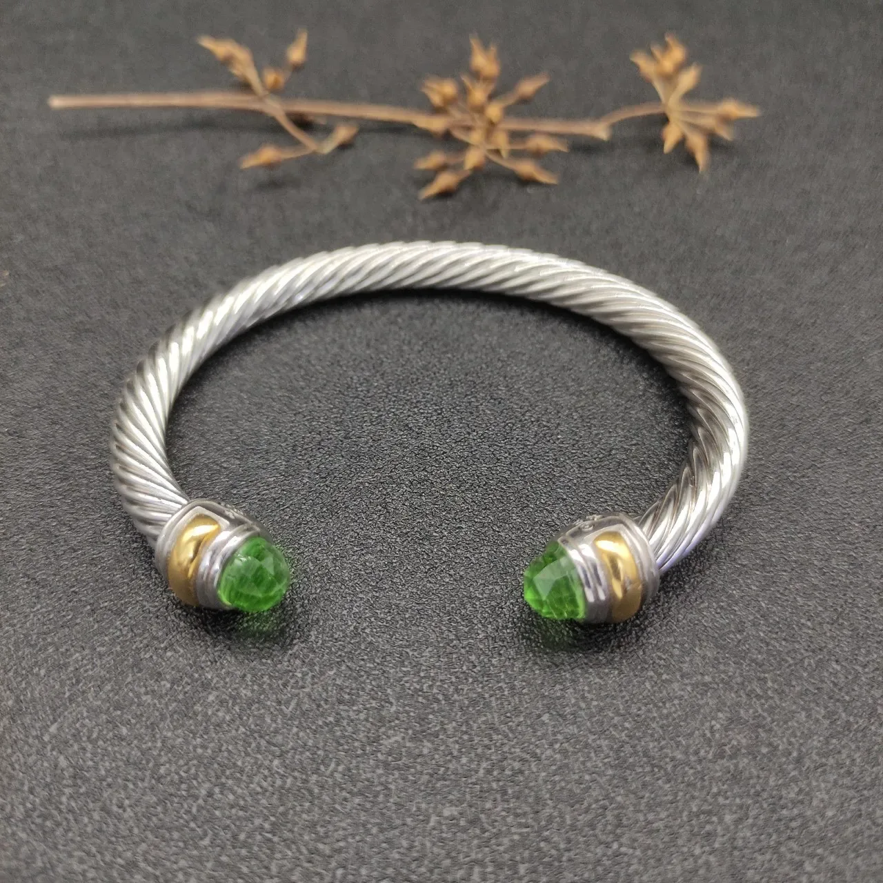 Silver Green Twisted Cable Faceted Stone Ends Bracelet 9