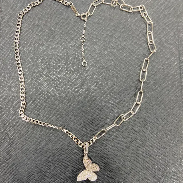 Silver Mixed-Link Chain Pavé-Set Butterfly Pendant Necklace 5
