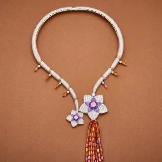 Collier en argent pendentif floral multicolor pavé-set diamants/cristaux