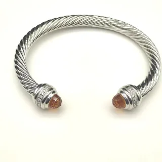 Pulsera de terminales de cable retorcido naranja plateado con gemas facetadas