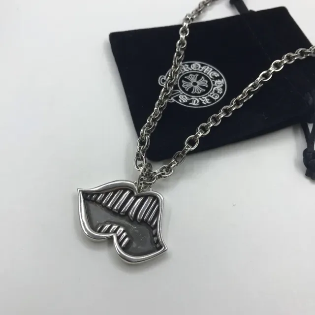 Silver Oxidized Lip Pendant Necklaces 4