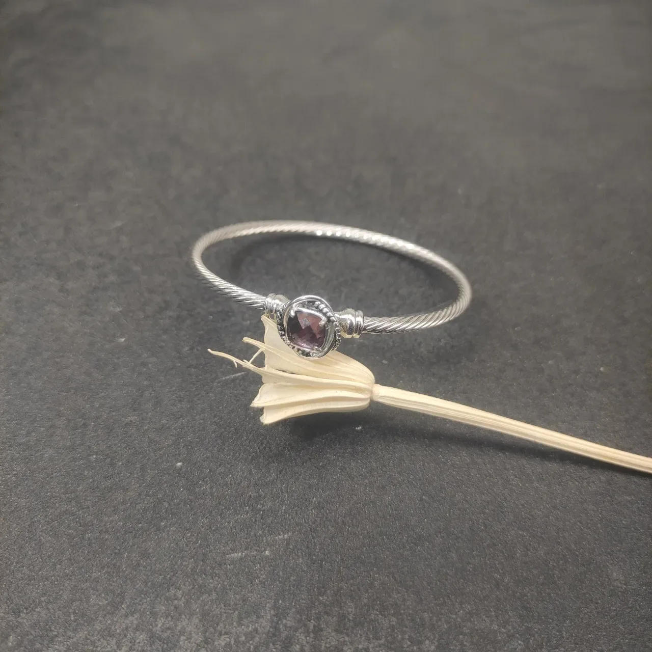 Silver Purple Twisted Cable Wire Band Faceted Gemstone Bracelet 7