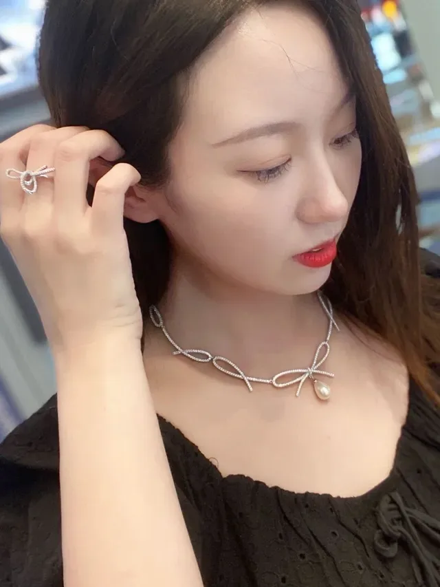 Silver White Pavé-Set Crystal Chain Bow Motif Centerpiece Necklace 4