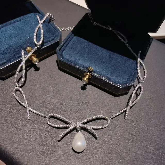 Silver White Pavé-Set Crystal Chain Bow Motif Centerpiece Necklace 9