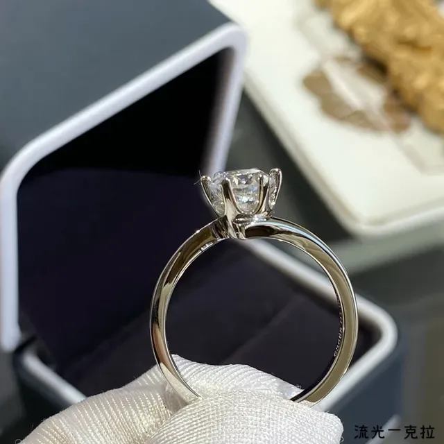 Solitaire Round Brilliant Cut Six-Prong Setting Ring 6