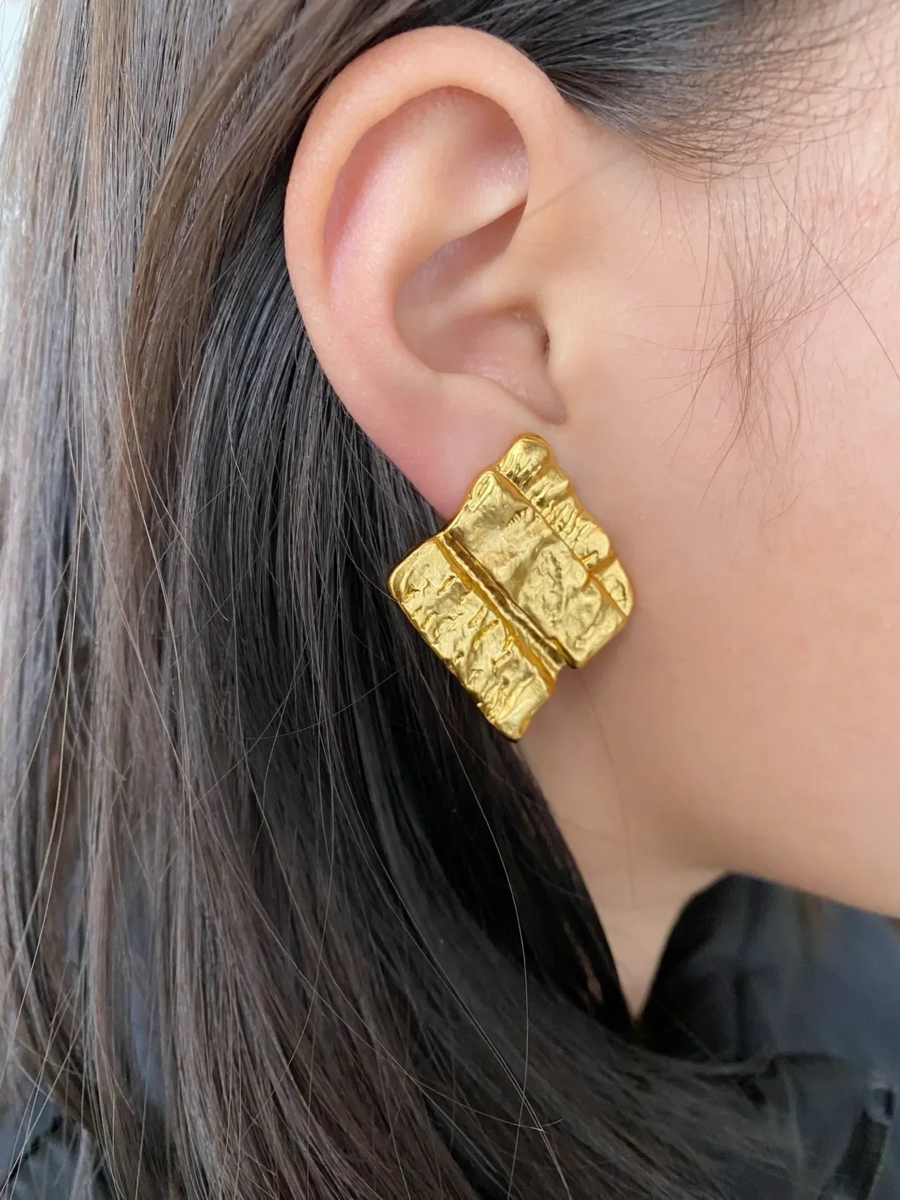Textured Gold Folded-Book Silhouette Jewelry 2