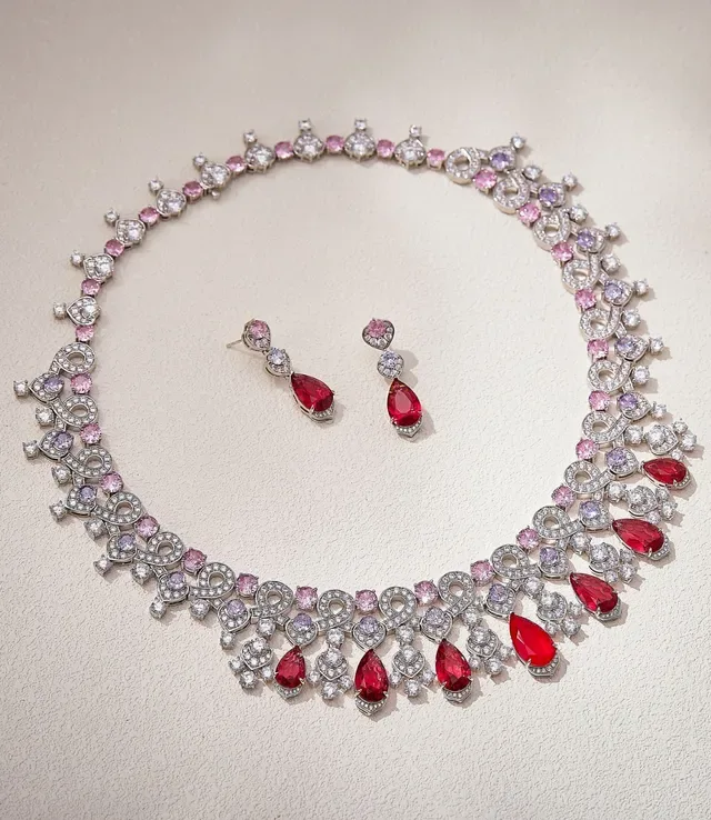 Three-Tiered Pear-Cut Red and Pink Gemstone Drop Earrings 5