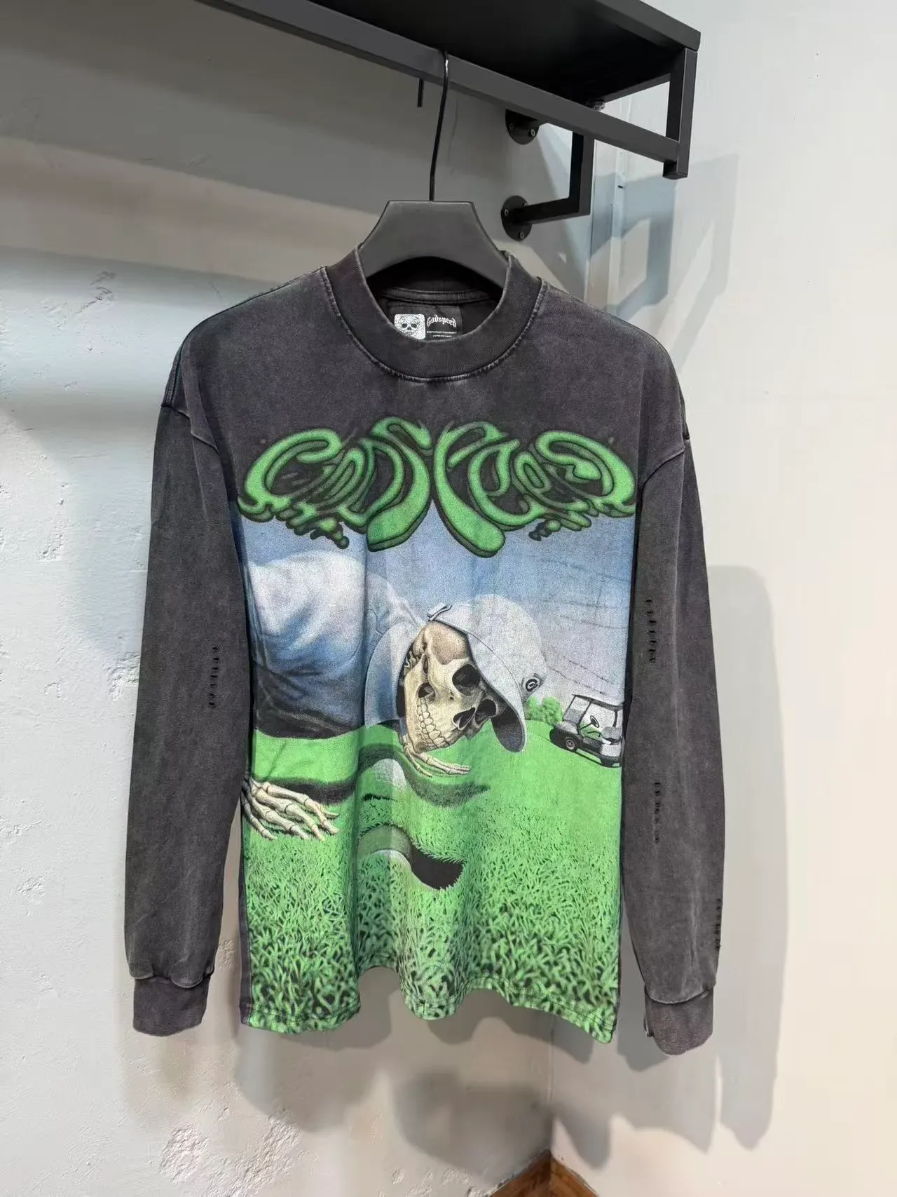 Washed Black and Burgundy Graphic Print Long-Sleeve Crewneck T-Shirt 6