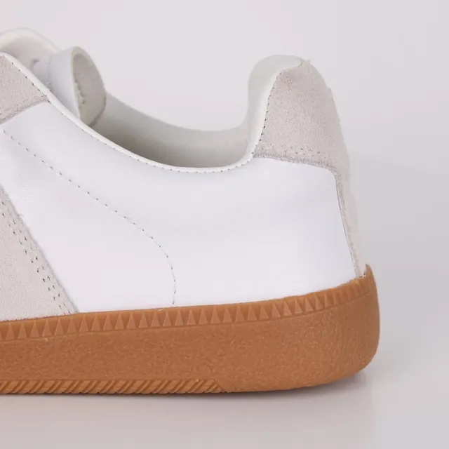 White and Beige Suede Leather Low-Top Trainer Sneakers 4