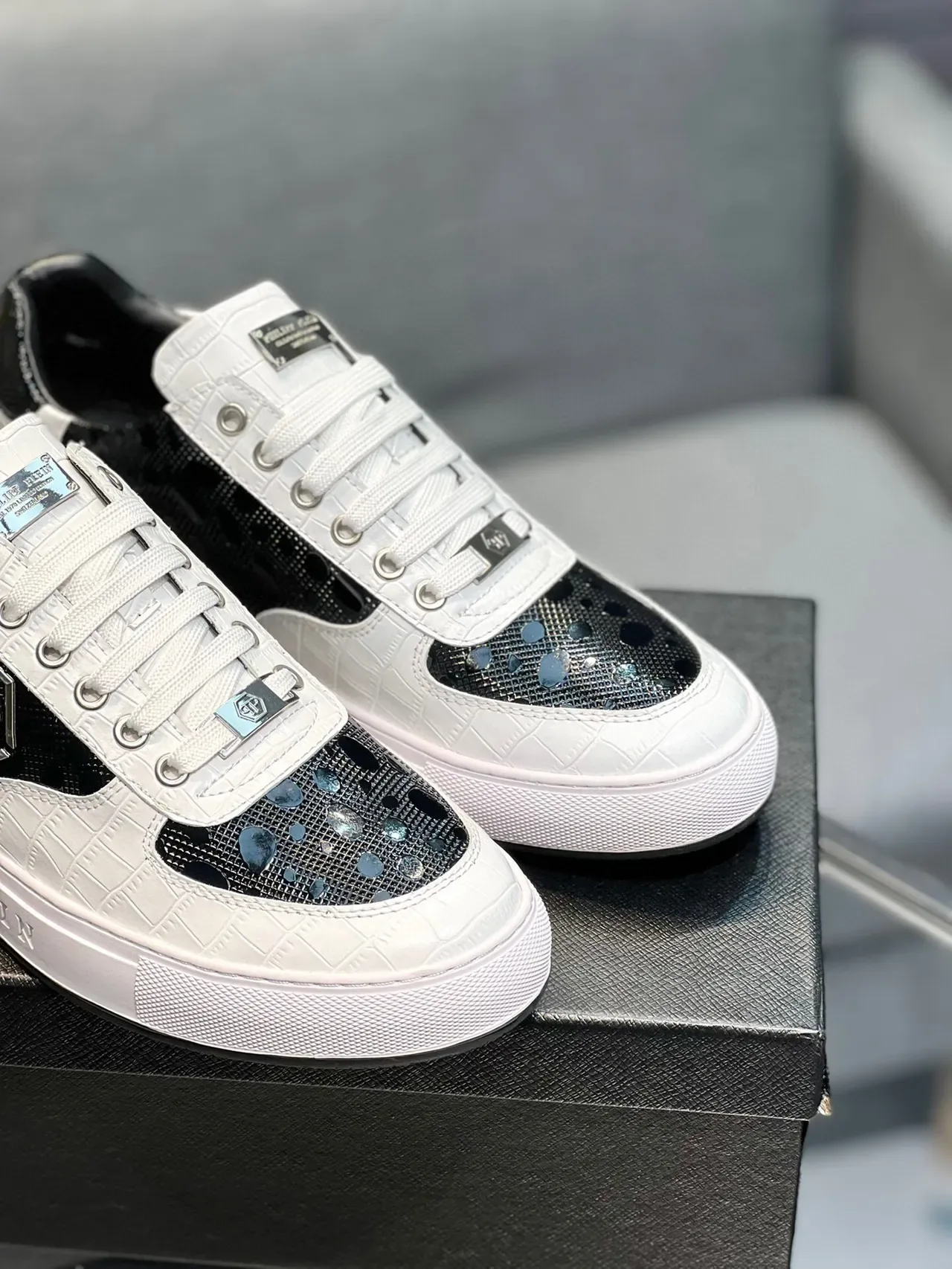 White and Black Two-Tone Textured Leather Perforated Toe Sneakers 8