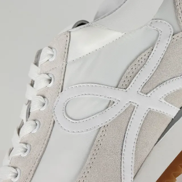 White Beige Low-Top Suede-and-Leather Panelled Lifestyle Sneakers 6