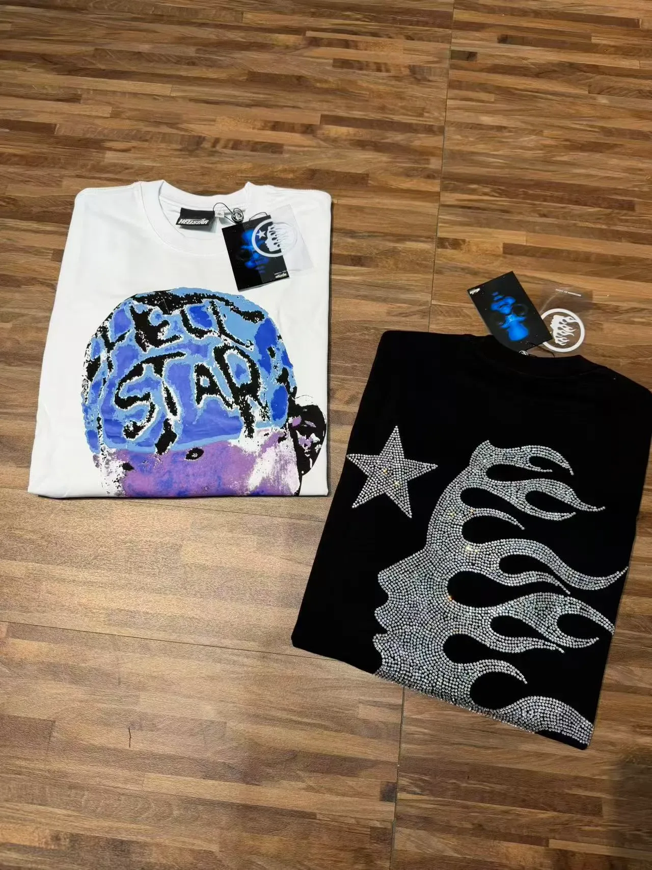 White Black Long-Sleeve Crewneck T-Shirt 2