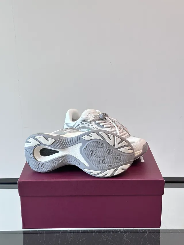 White Gray Midsole Layered Mesh-and-Synthetic Upper Chunky Sneakers 2