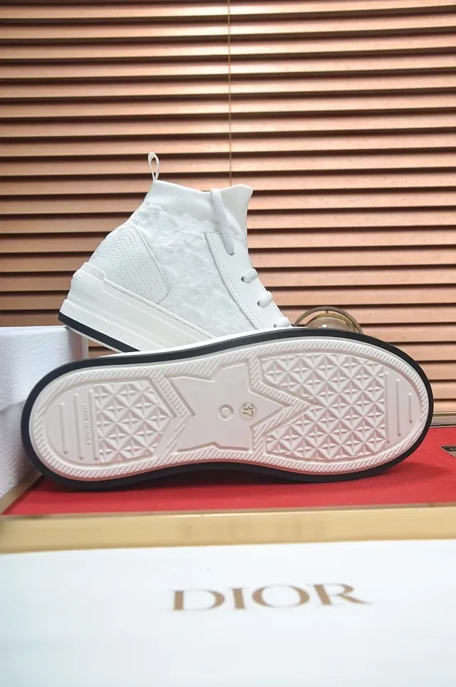 White Knit High-Top Platform Lifestyle Sneaker 3