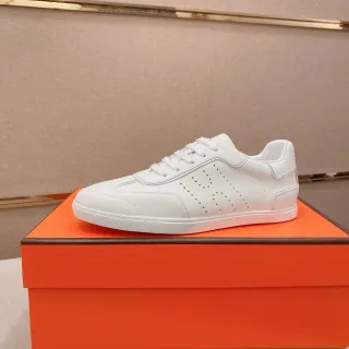 Tênis Minimalista Perfurado Lifestyle Branco