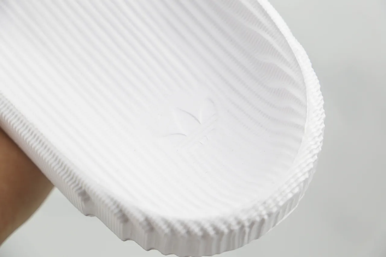White Molded Ribbed Strap Slipper 4