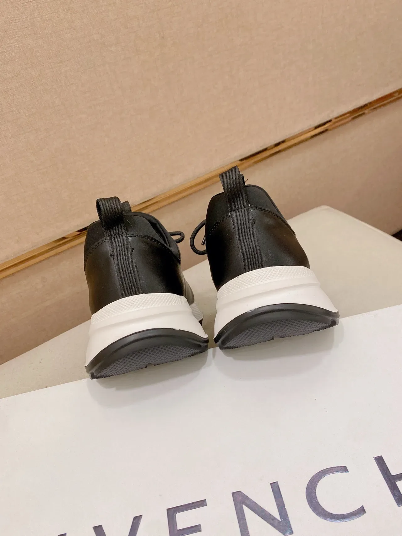 Givenchy Spectre Black and White Lifestyle Sneakers 9