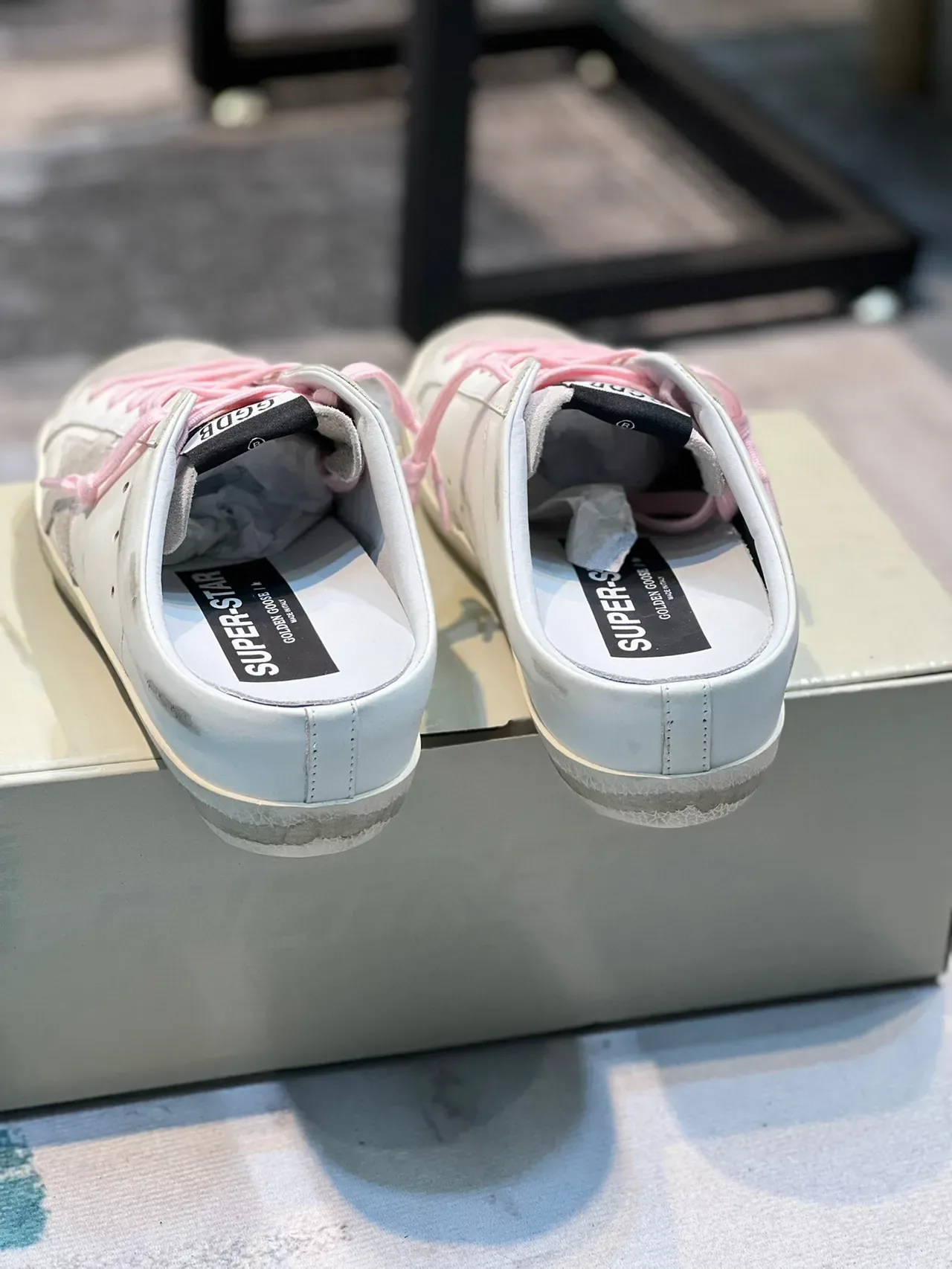 Golden Goose Super-Star Mule White Pink Distressed Leather Laces Lifestyle Sneakers 2