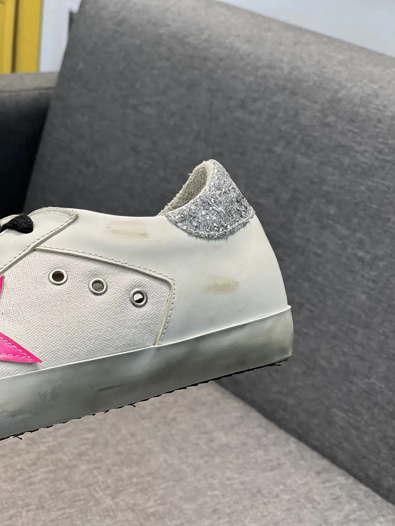 Golden Goose Superstar Pink Star مستعمل أبيض لايف ستايل سنيكرز 8