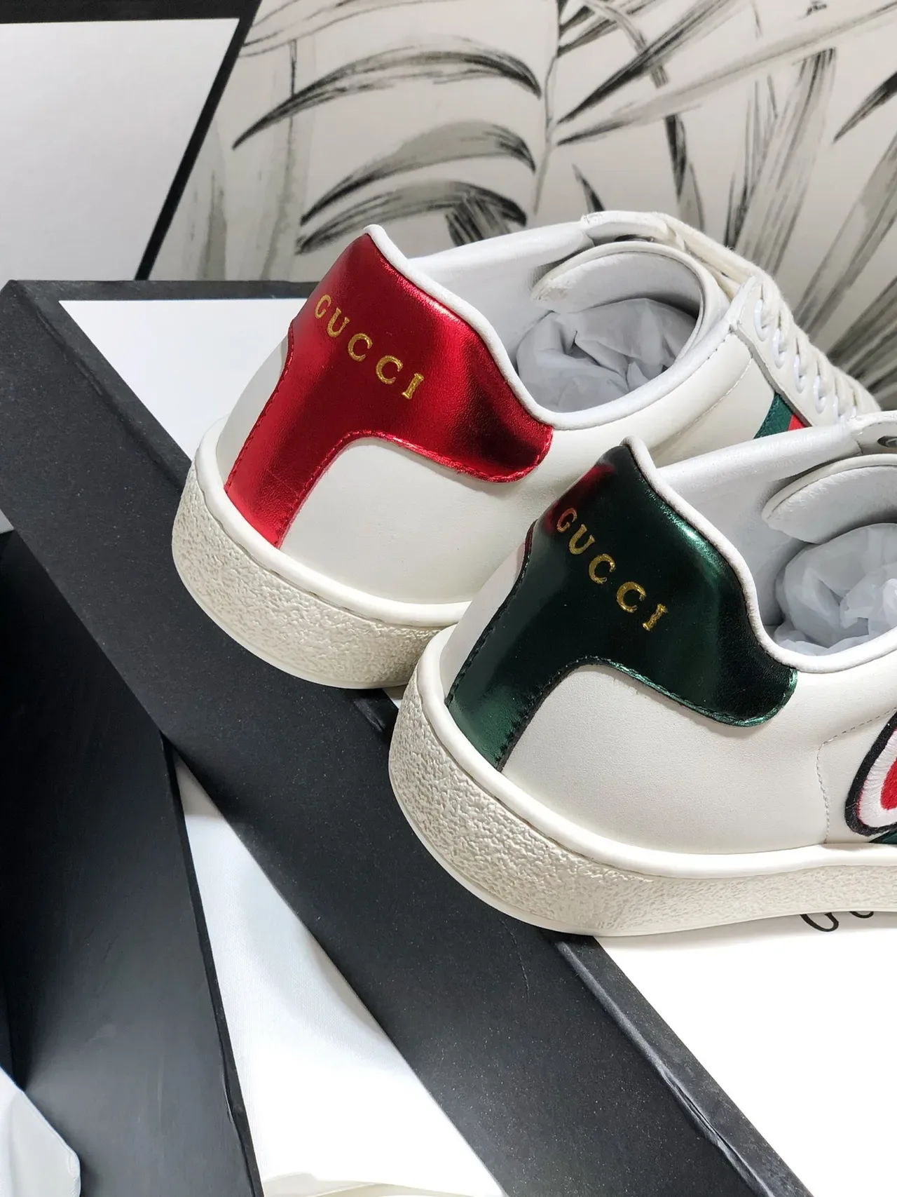 Gucci Ace Sneakers Lifestyle en Cuir Cherry White 3