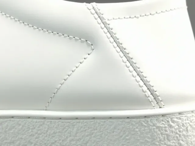 Gucci Ace White Green Red Web Stripe Bee Embroidery Lifestyle Sneakers 3
