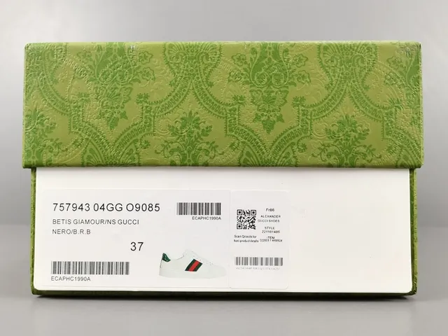 Gucci Ace White Green Red Web Stripe Lifestyle Sneaker 11